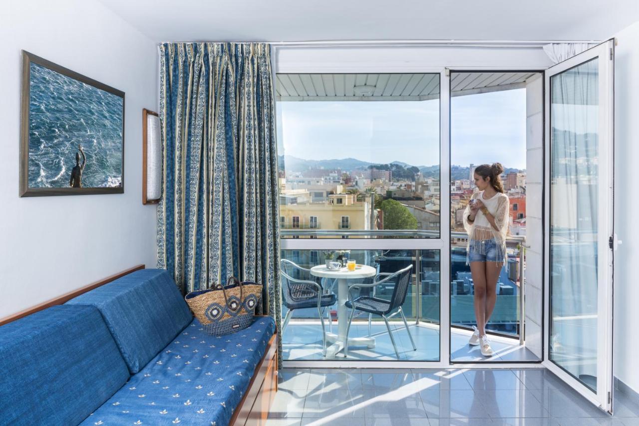 Apartaments Blau Lloret de Mar Quarto foto